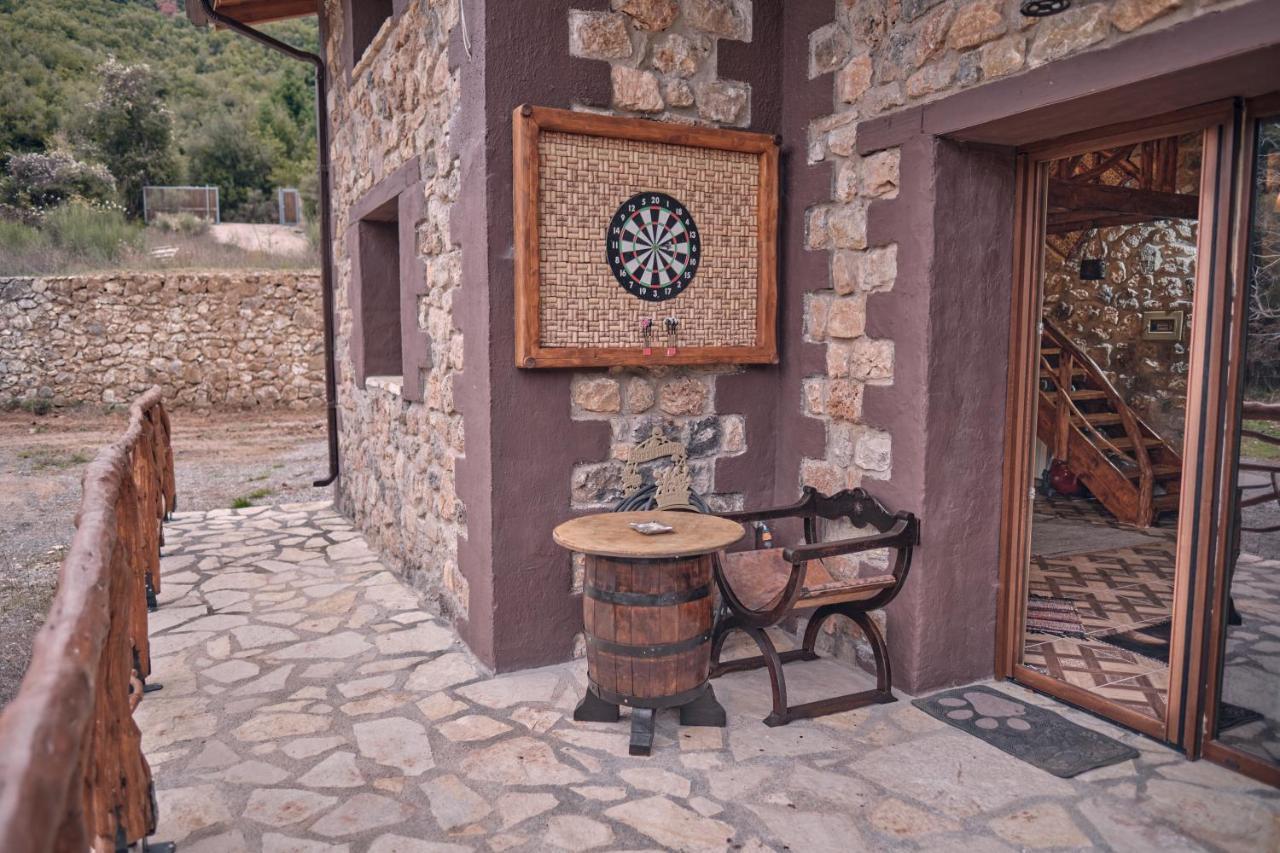 Oneiropagidasuites Kalavryta Dış mekan fotoğraf